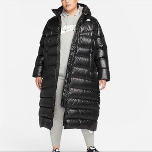• Nike Sportswear Therma-FIT City Series Black Down Puffer Parka Coat